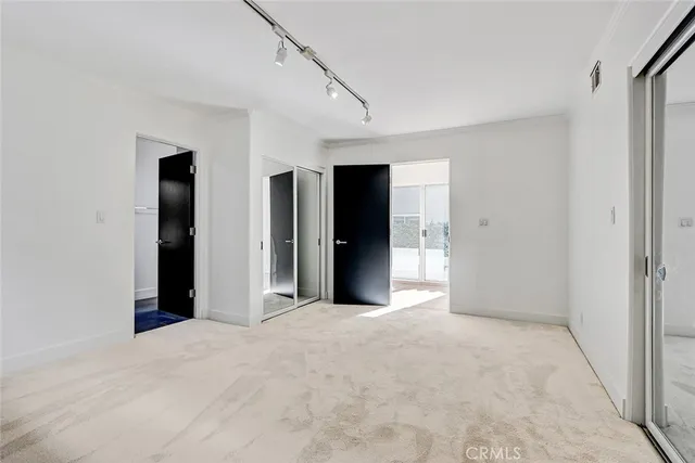 $24,000 | 204 North Poinsettia Avenue, Manhattan Beach, CA 90266