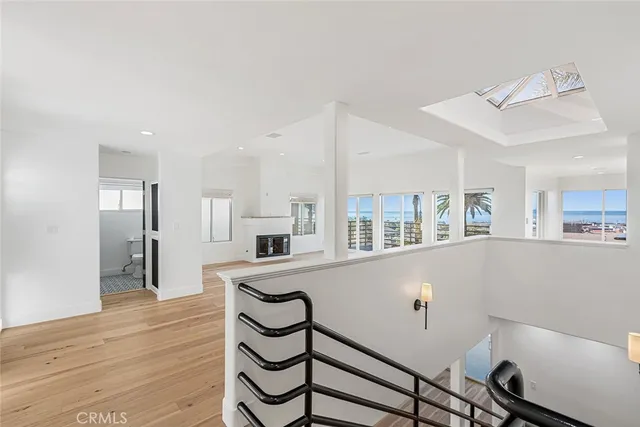 $24,000 | 204 North Poinsettia Avenue, Manhattan Beach, CA 90266