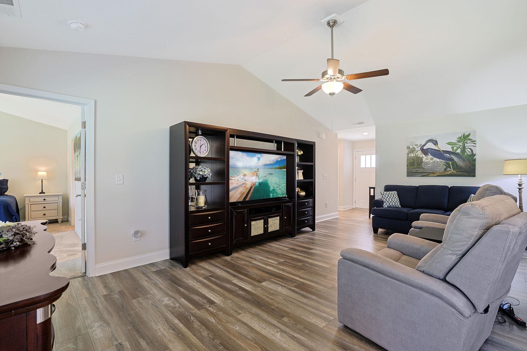 112 Ringding Drive Conway, SC 29526 - Photo 5 of 28
