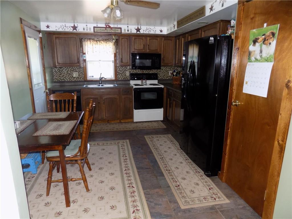 481 Narrows Road Connellsville, PA 15425 - Photo 8 of 25