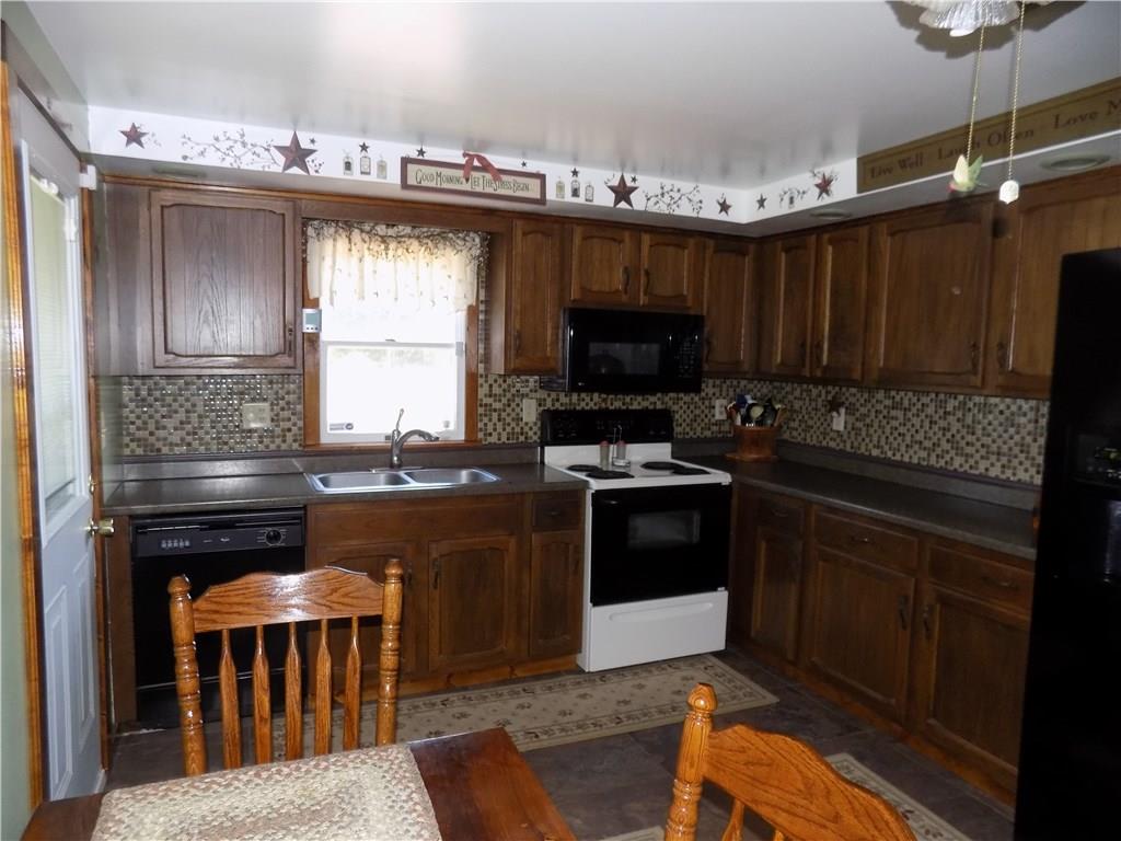 481 Narrows Road Connellsville, PA 15425 - Photo 9 of 25