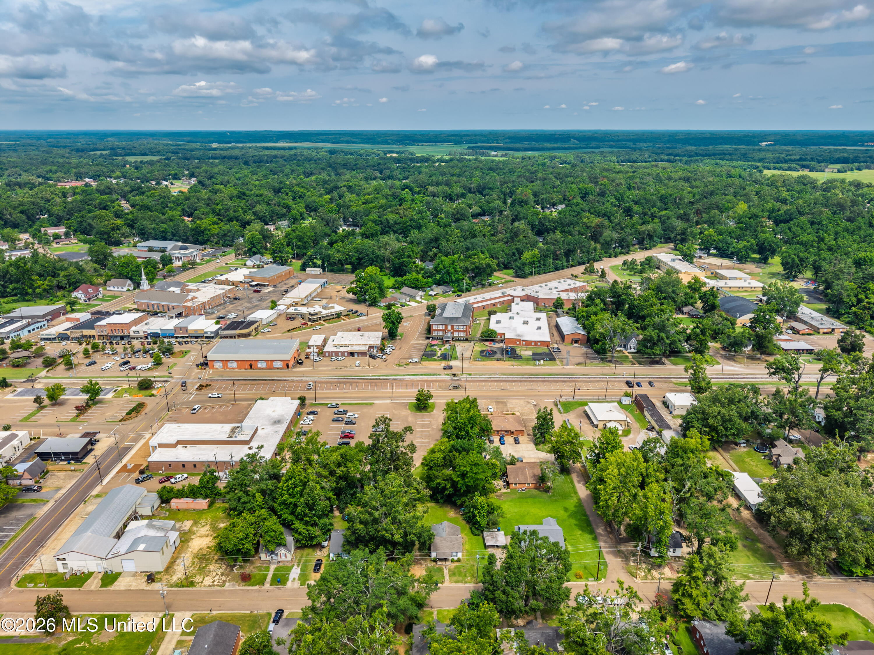 107 Central Street Batesville, MS 38606 - Photo 19 of 24 107 Central St Batesville MS_2026-06-19_