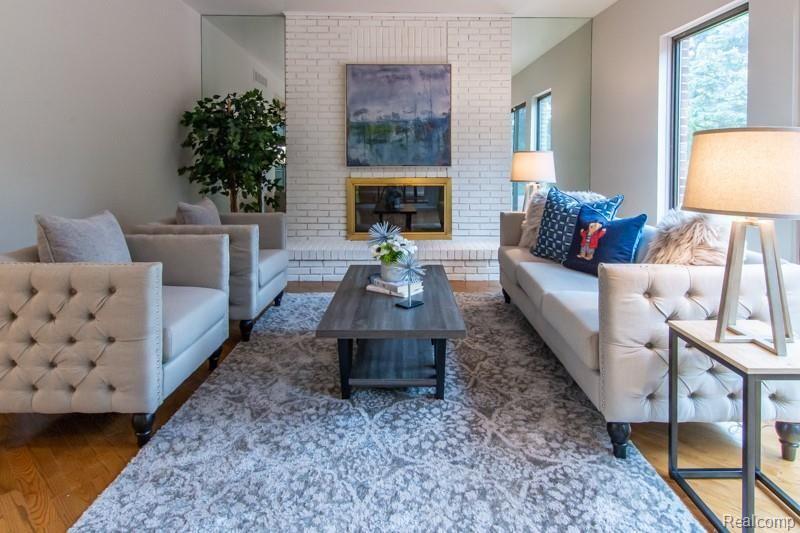 985 Stag Ridge Road Rochester Hills, MI 48309 - Photo 8 of 33