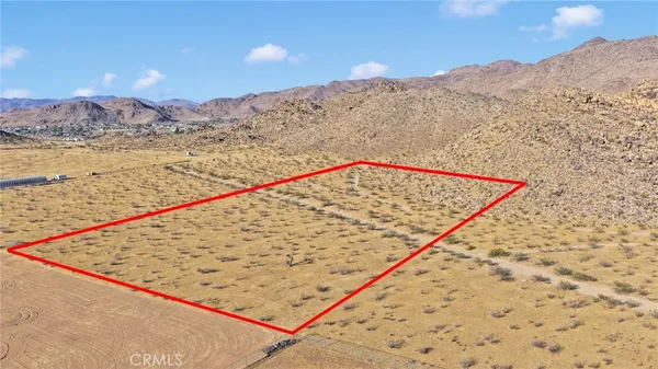 $65,000 | 14323 Fairview Valley Road, Apple Valley, CA 92307