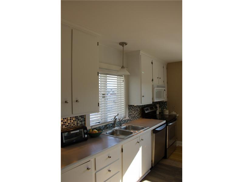 49 Robbins Road Belfast, ME 04915 - Photo 11 of 28 Kitchen.