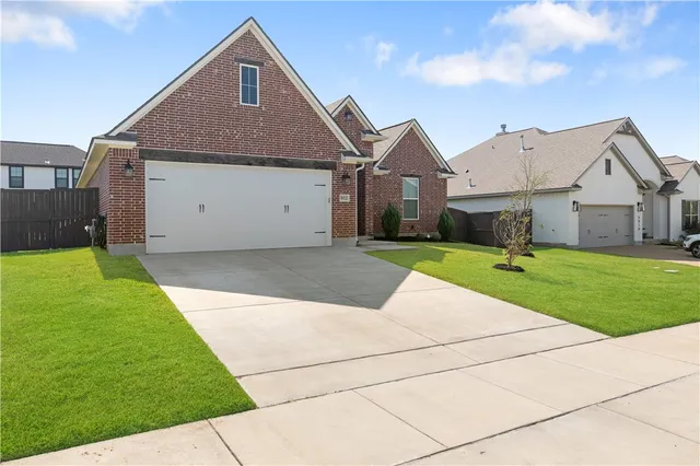 $450,000 | 5012 Greyrock Drive, Bryan, TX 77802