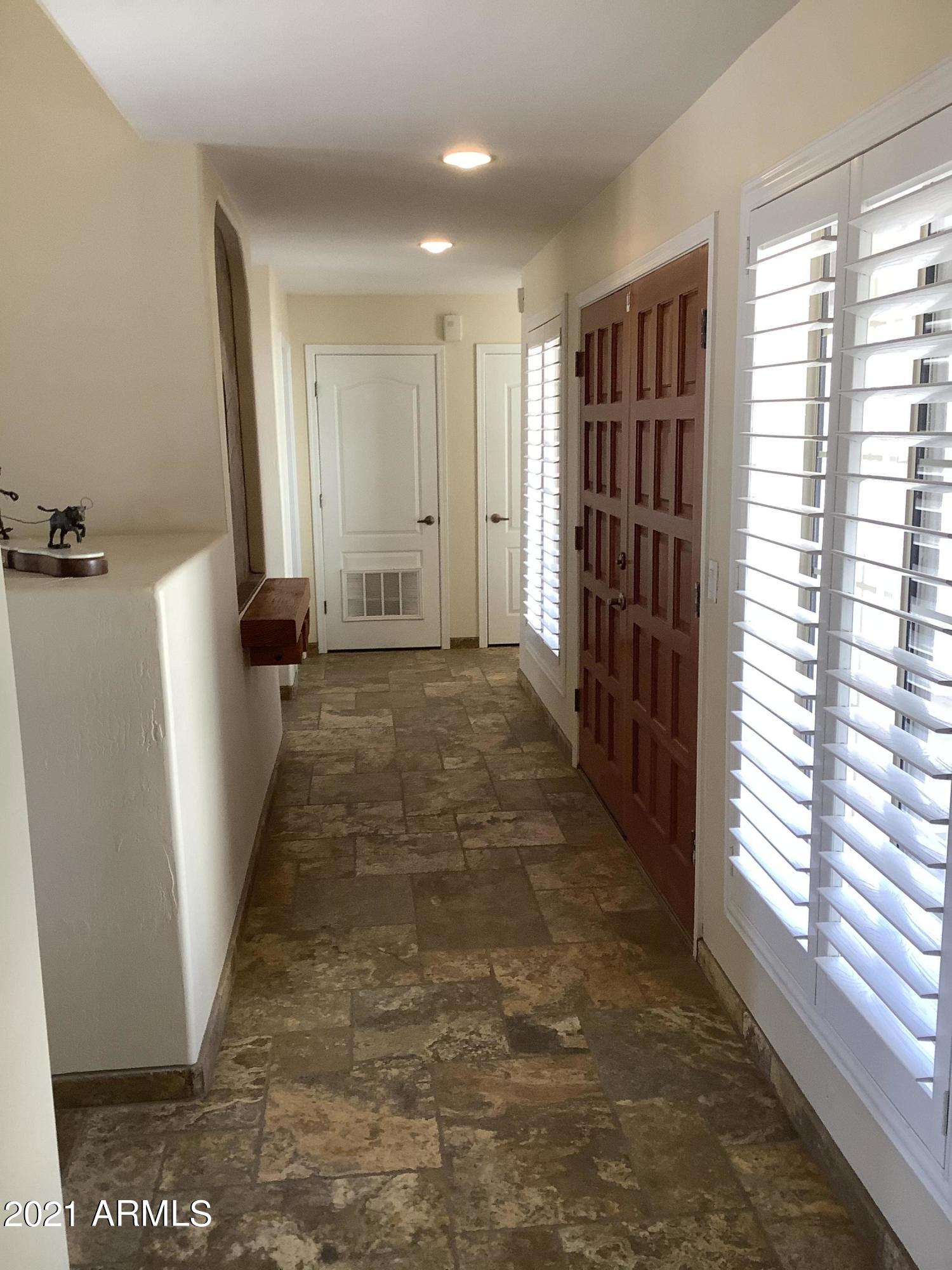 705 West Cloud Road Phoenix, AZ 85086 - Photo 14 of 52 8C3FE761-E91D-45B5-8D2E-6A548DA64C40