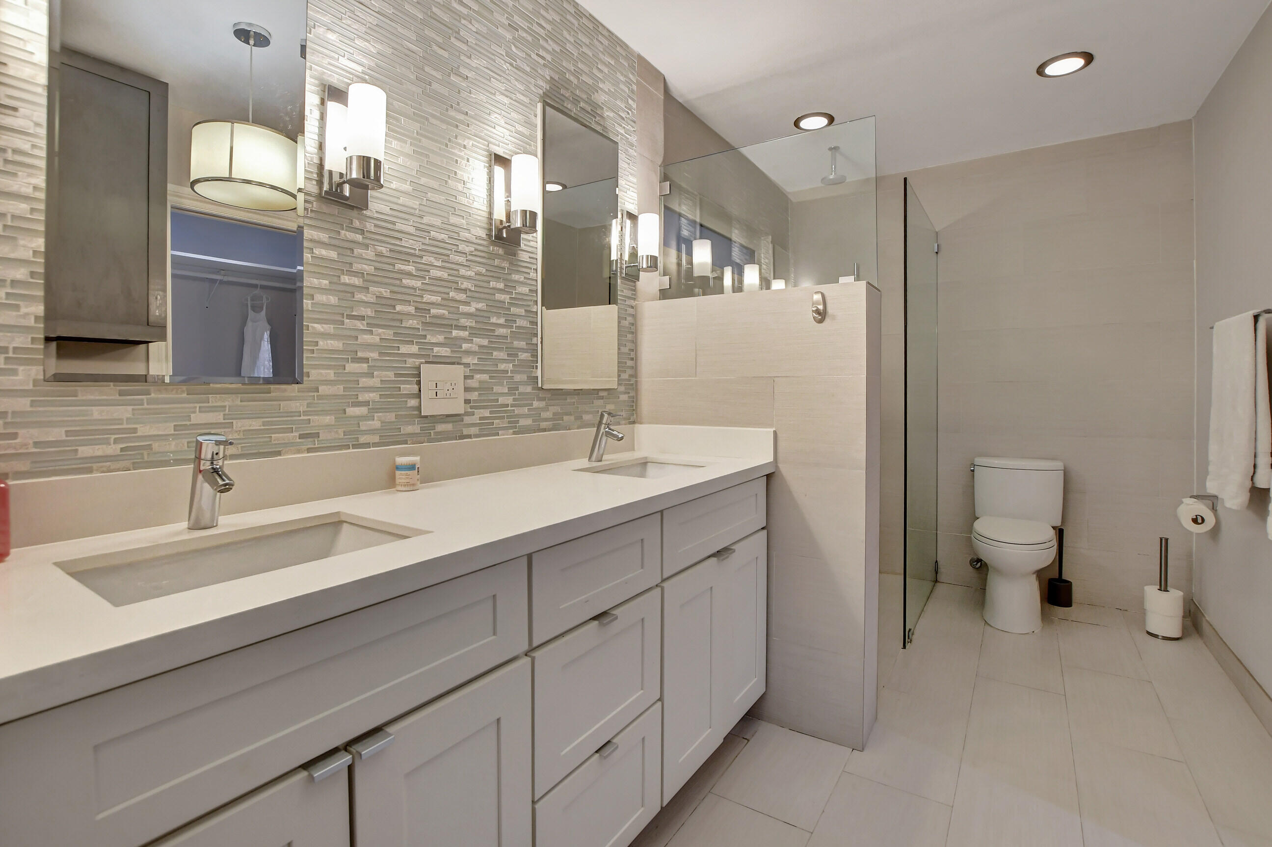 1107 Southwest 2nd Street Boca Raton, FL 33486 - Photo 15 of 34 26_dsc_3581