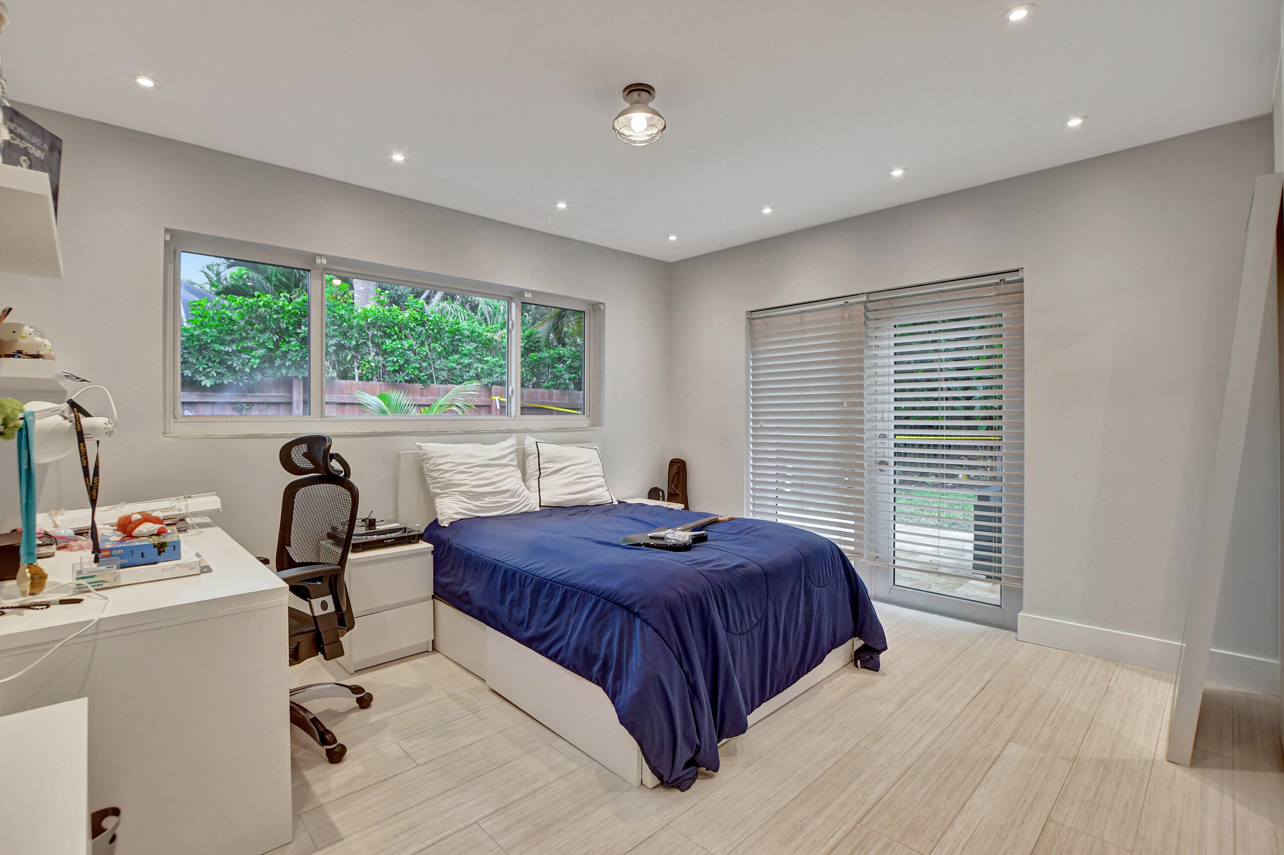 1107 Southwest 2nd Street Boca Raton, FL 33486 - Photo 16 of 34 17_dsc_3536