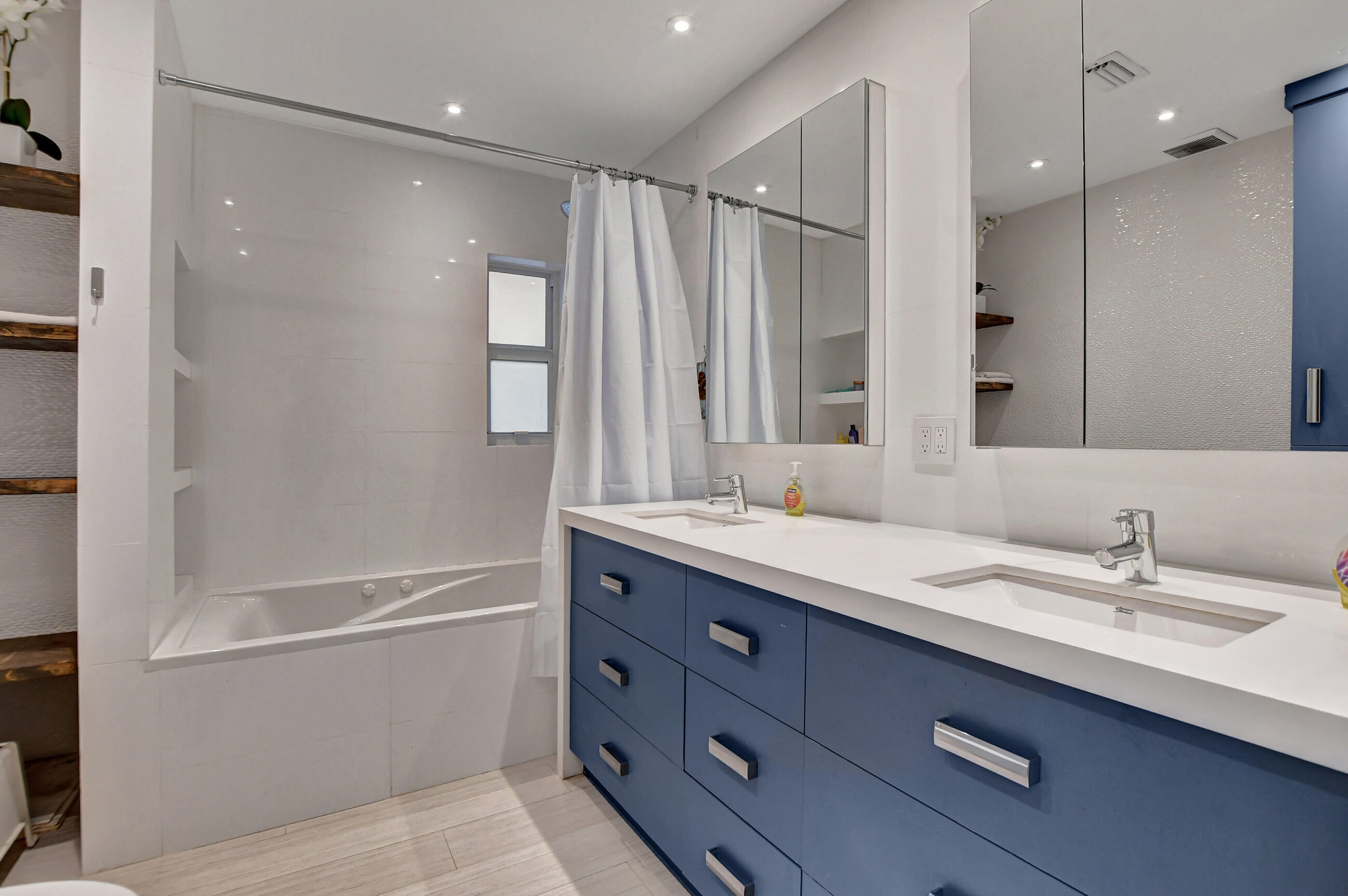 1107 Southwest 2nd Street Boca Raton, FL 33486 - Photo 17 of 34 19_dsc_3546