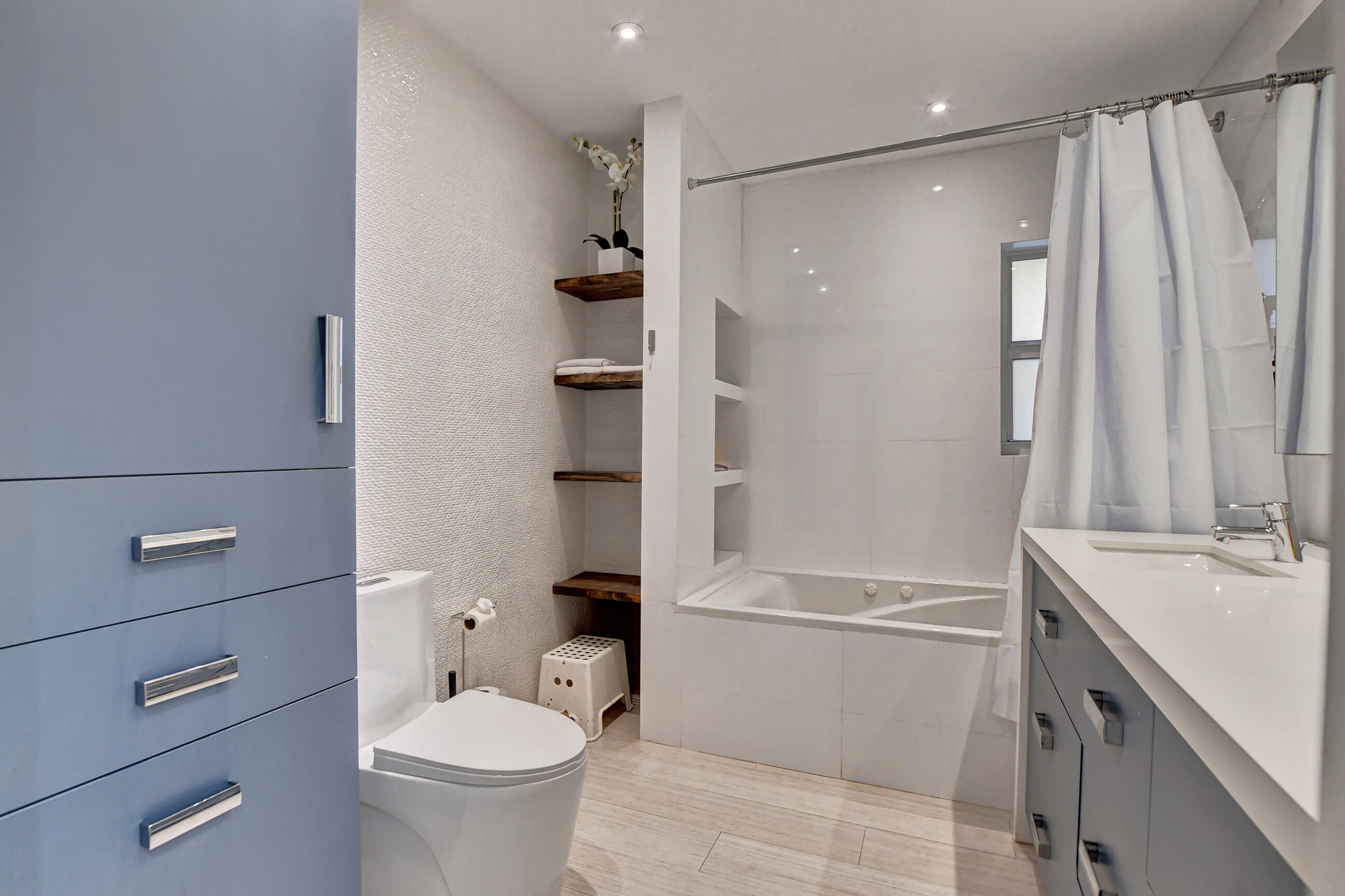 1107 Southwest 2nd Street Boca Raton, FL 33486 - Photo 18 of 34 20_dsc_3551