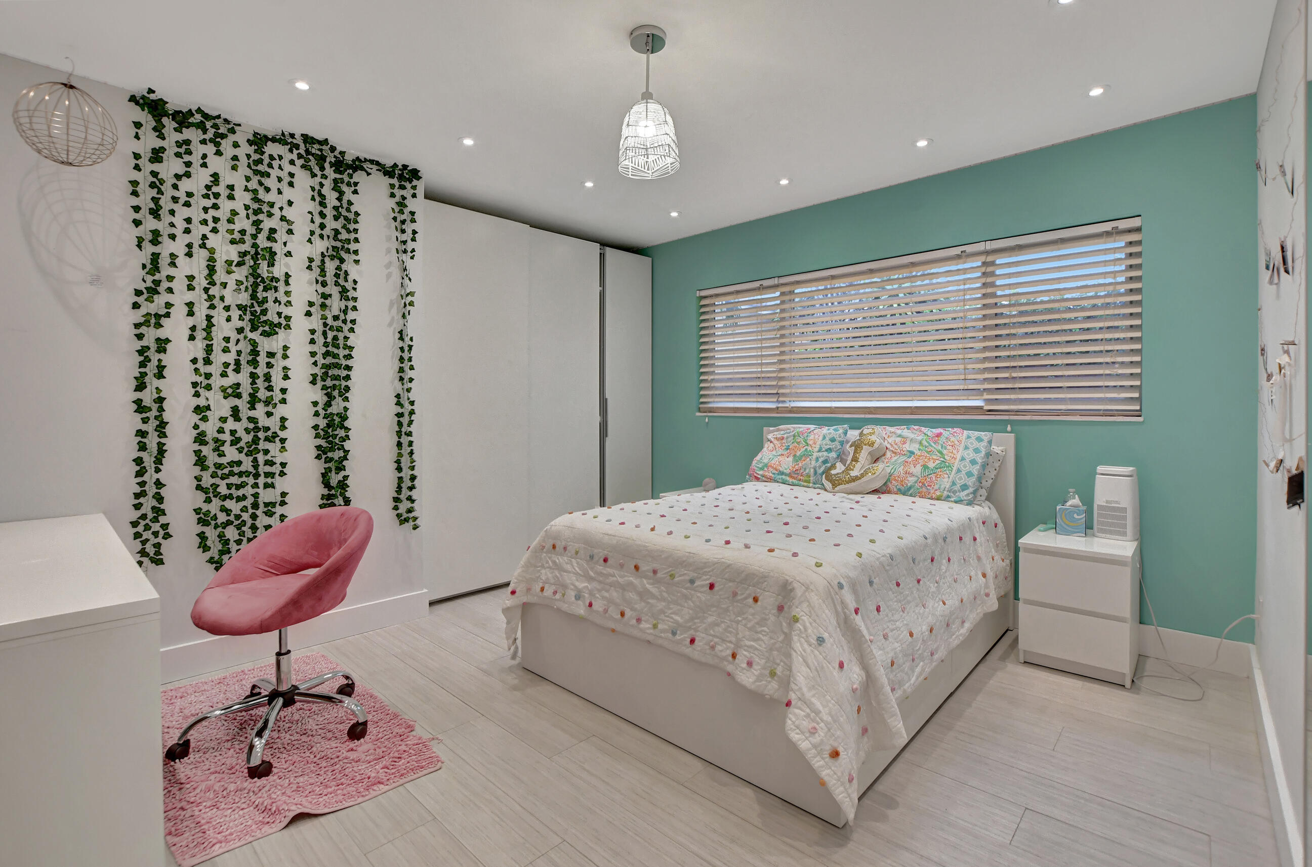 1107 Southwest 2nd Street Boca Raton, FL 33486 - Photo 19 of 34 21_dsc_3556