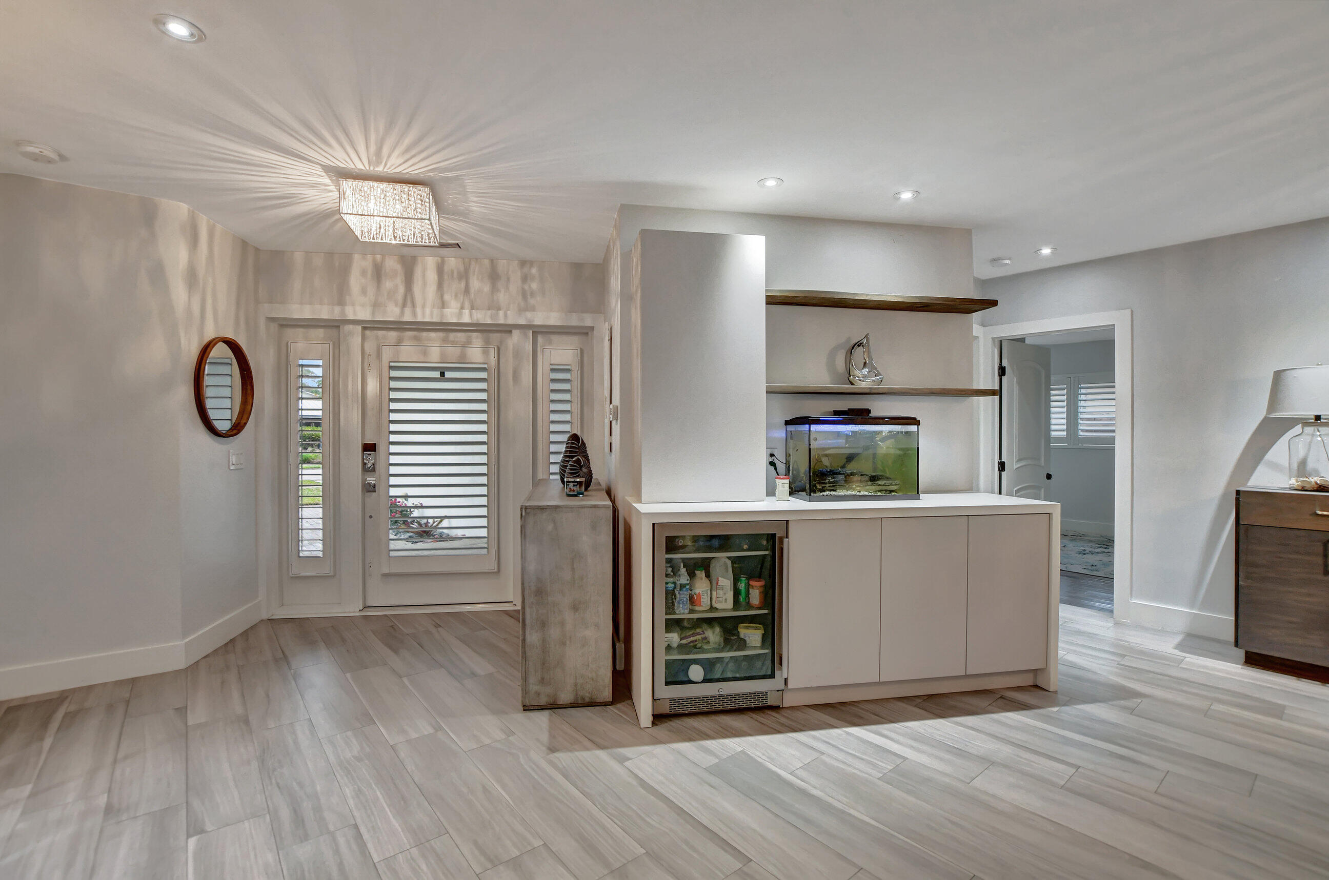 1107 Southwest 2nd Street Boca Raton, FL 33486 - Photo 4 of 34 06_dsc_3481