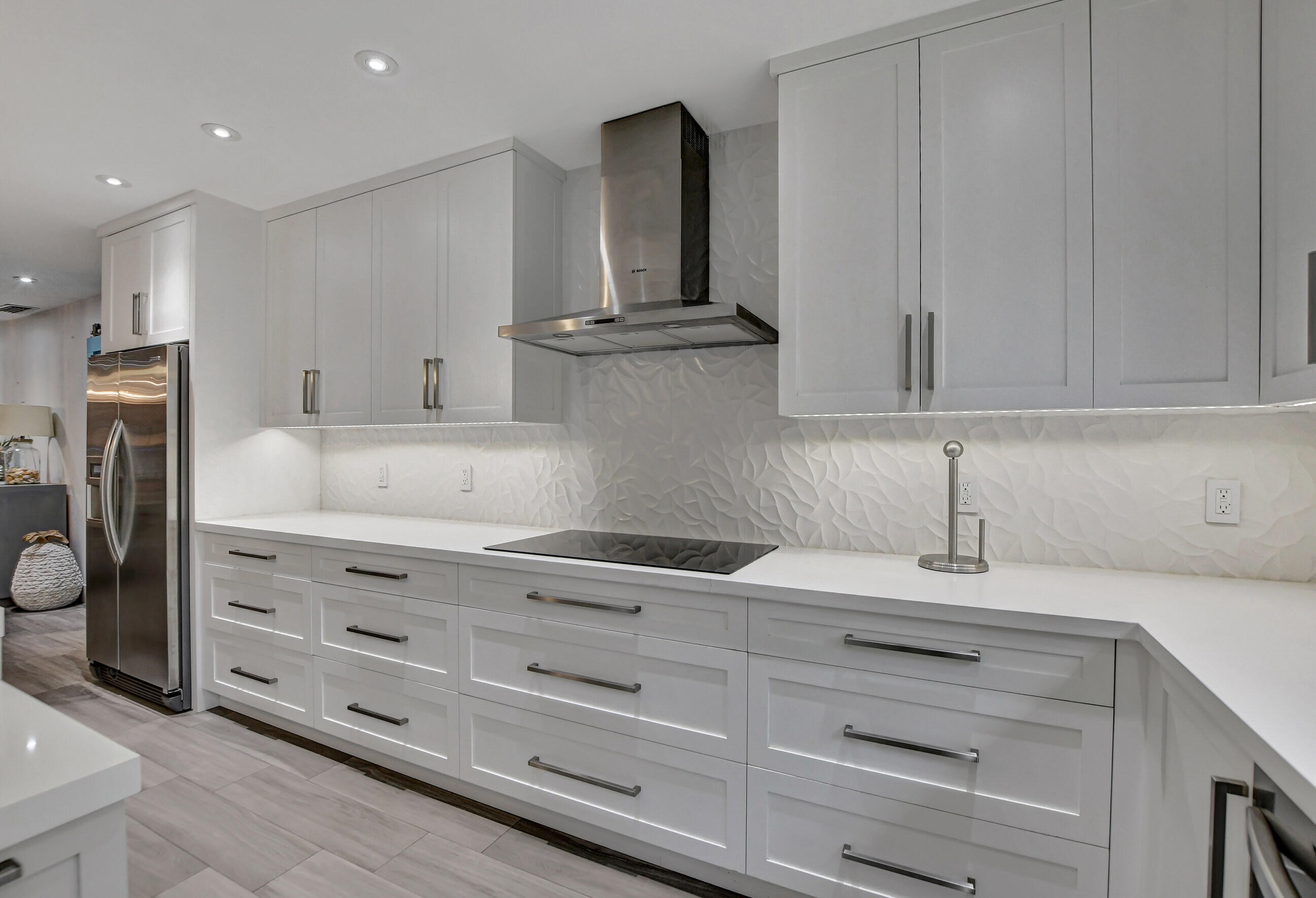 1107 Southwest 2nd Street Boca Raton, FL 33486 - Photo 8 of 34 15_dsc_3526