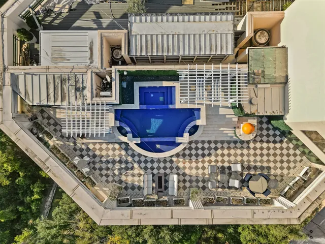 $6,995,000 | 101 Westcott Street, Unit 2001, Houston, TX 77007