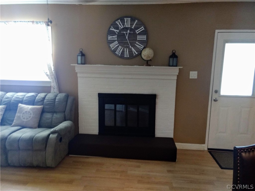 6516 Washington Road Quinton, VA 23141 - Photo 4 of 18 Gallery Image 4