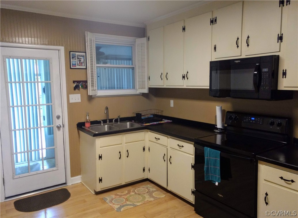 6516 Washington Road Quinton, VA 23141 - Photo 8 of 18 Gallery Image 8