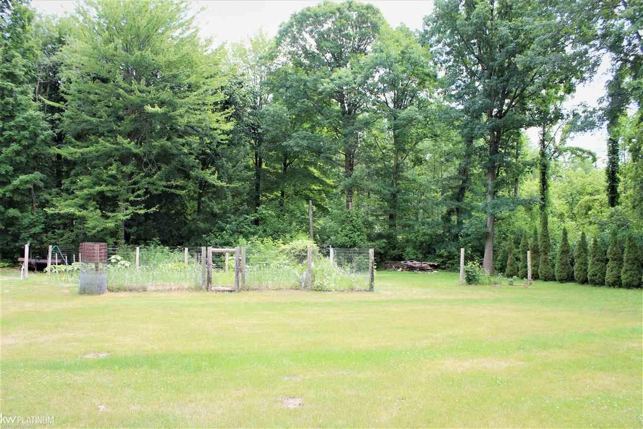 2850 Goodells Road Goodells, MI 48027 - Photo 5 of 42 31350755-4.JPG
