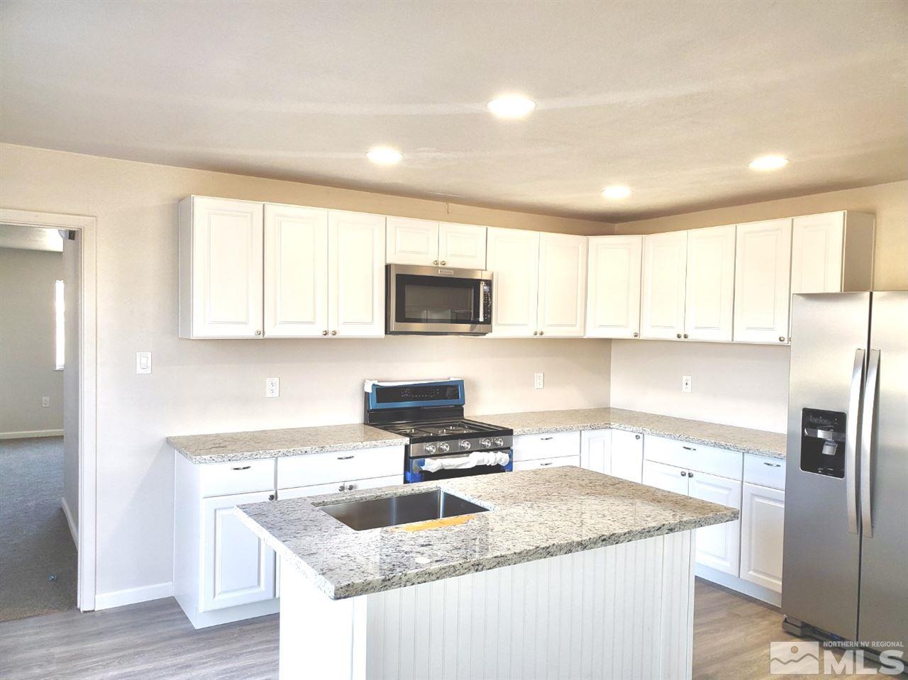 215 Imperial Road Dayton, NV 89403 - Photo 5 of 40 Photo 5