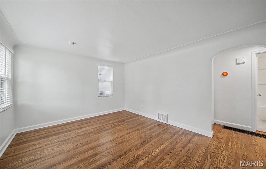 9425 Ridge Avenue St. Louis, MO 63114 - Photo 12 of 35 Gallery Image 12