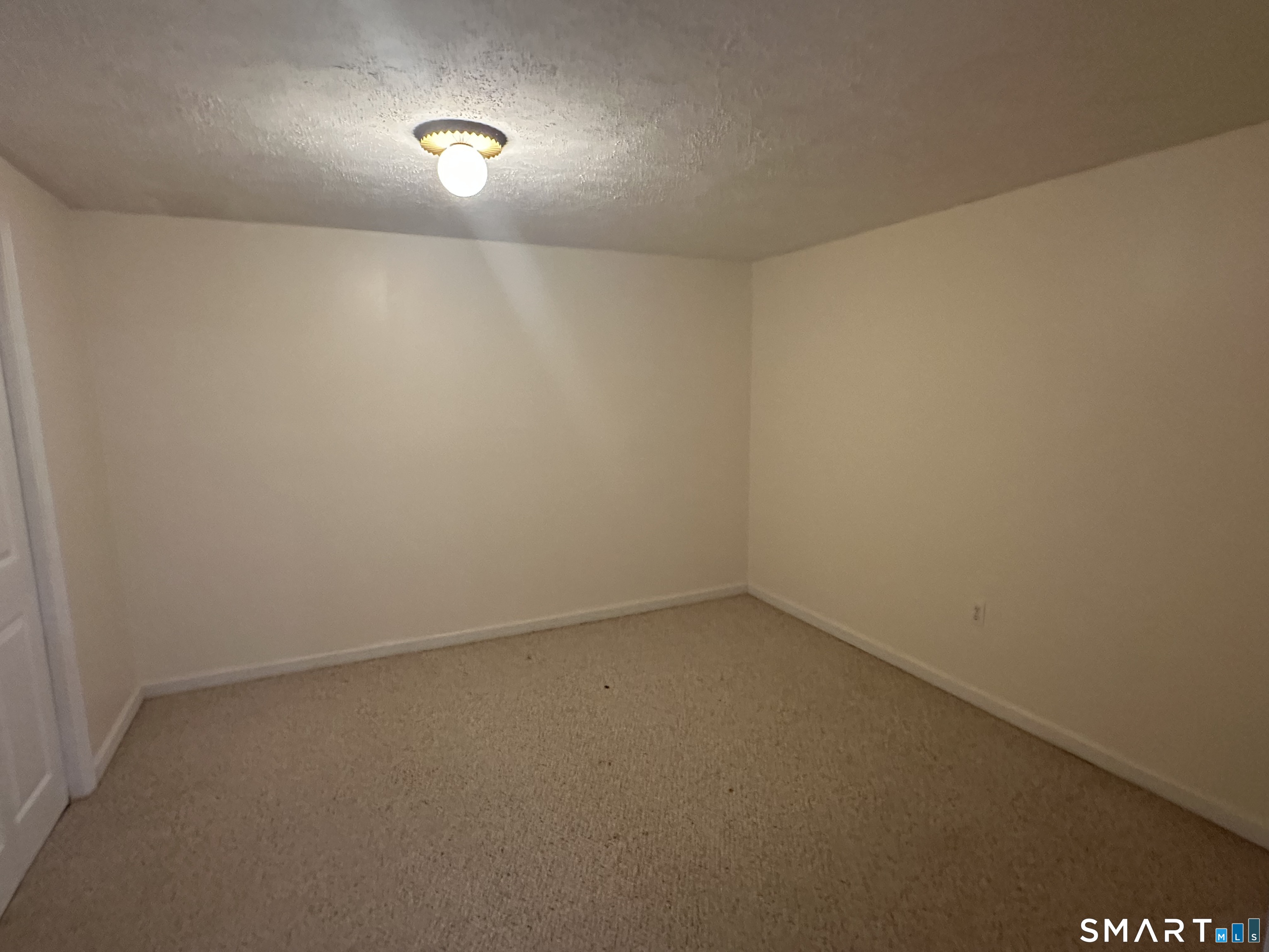 151 Foxbridge Village Road, Unit 151 Branford, CT 06405 - Photo 13 of 18