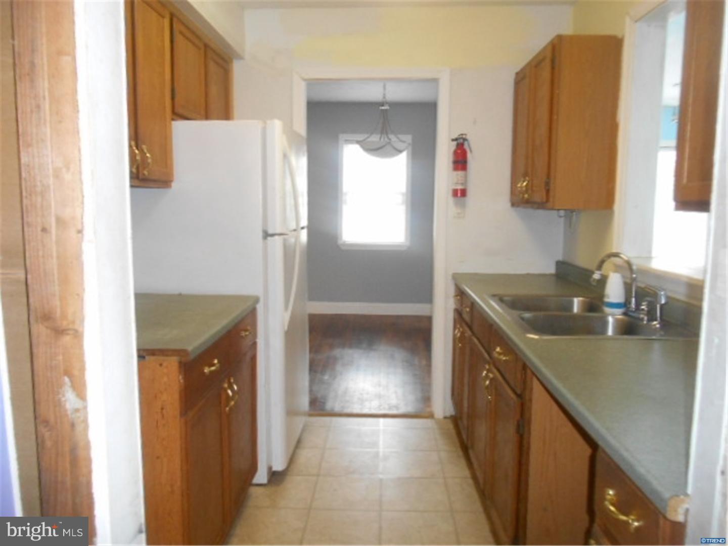 35 Lea Road New Castle, DE 19720 - Photo 6 of 16 Kitchen
