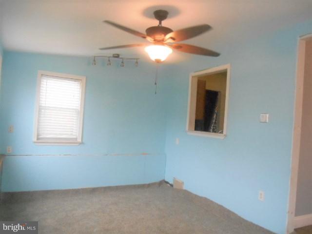 35 Lea Road New Castle, DE 19720 - Photo 9 of 16 Bonus Room