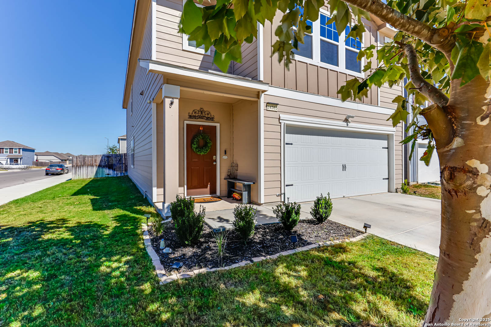 14383 Palm Ridge San Antonio, TX 78253 - Photo 31 of 44 front view of a house with a yard
