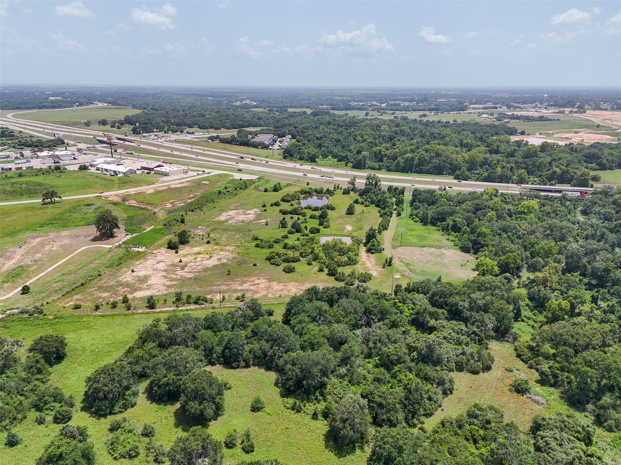 0 290th Bypass Hempstead, TX 77445 - Photo 19 of 32 a view of a city with an ocean