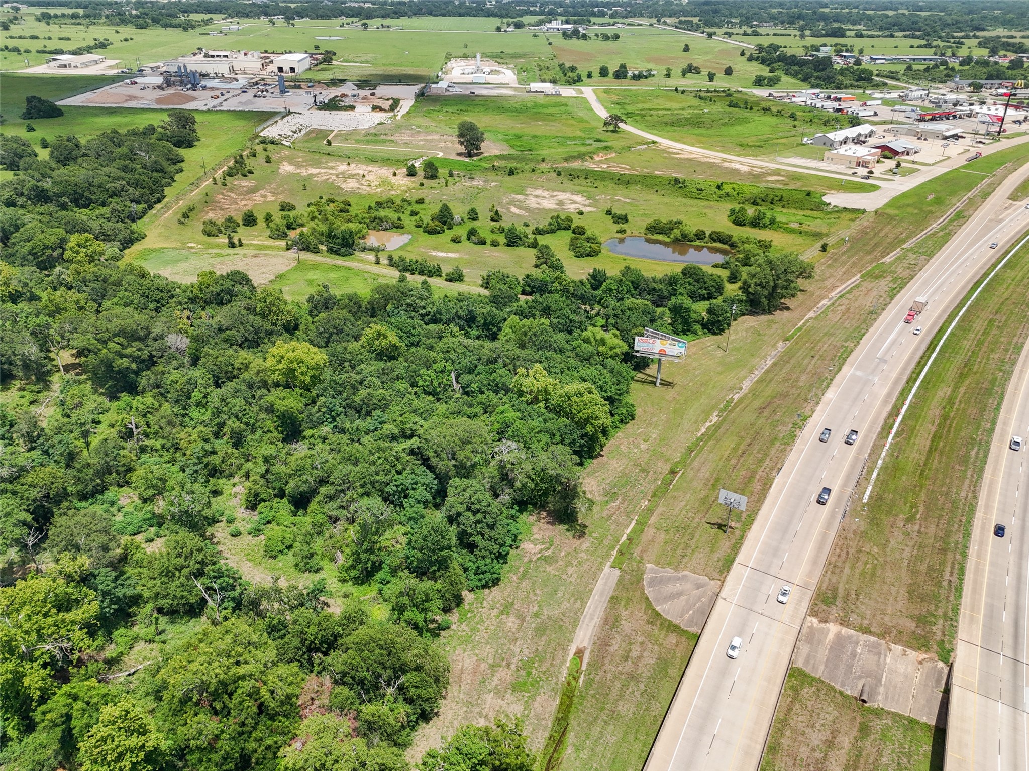 0 290th Bypass Hempstead, TX 77445 - Photo 8 of 32 a view of a garden with an outdoor space
