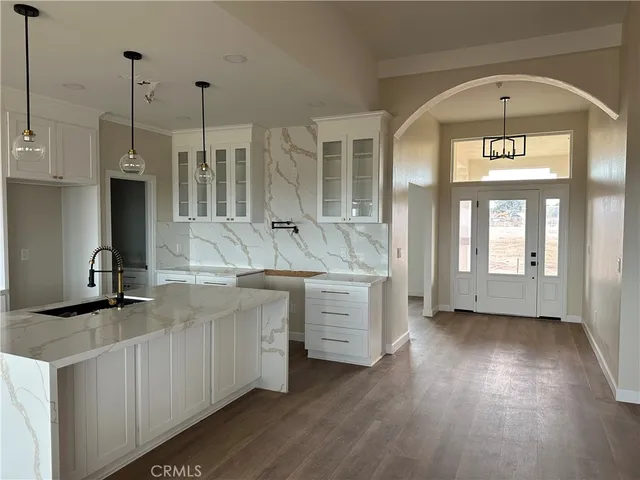 $702,220 | 6610 Rancho Road, Phelan, CA 92371