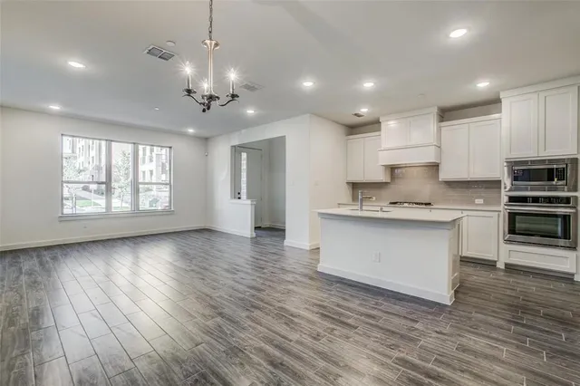 $2,800 | 1420 Navasota Trail, Plano, TX 75075