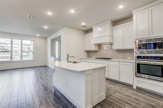 $2,800 | 1420 Navasota Trail, Plano, TX 75075