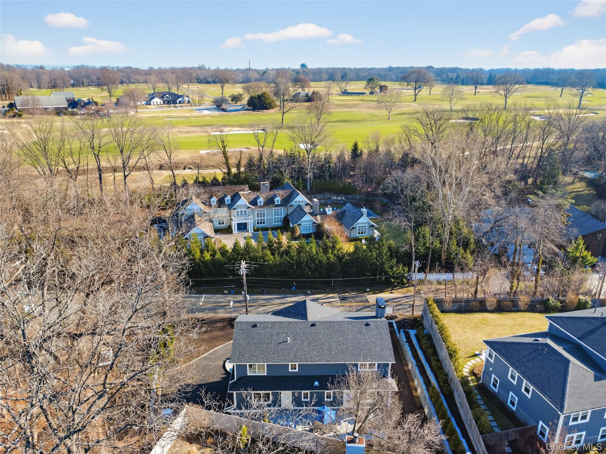 208 Cow Neck Road Port Washington, NY 11050 - Photo 39 of 39