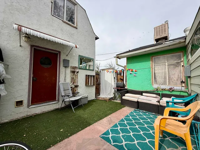 a house with garden in front of it