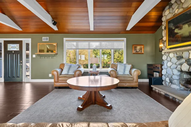 $579,000 | 26065 South Schoolhouse Road, Manhattan, IL 60442