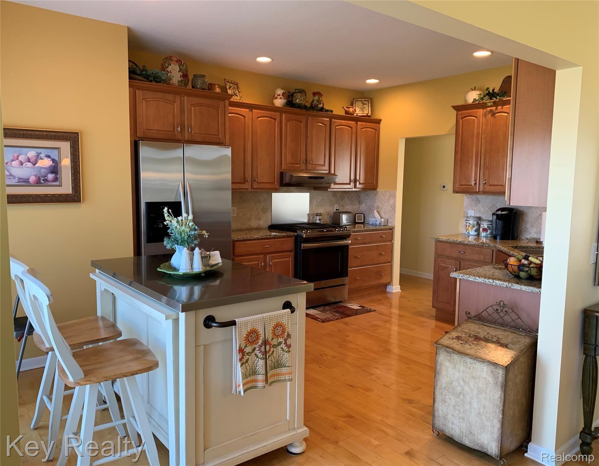 460 West Hurd Road Monroe, MI 48162 - Photo 10 of 29 fullsizeoutput_13bc.jpeg