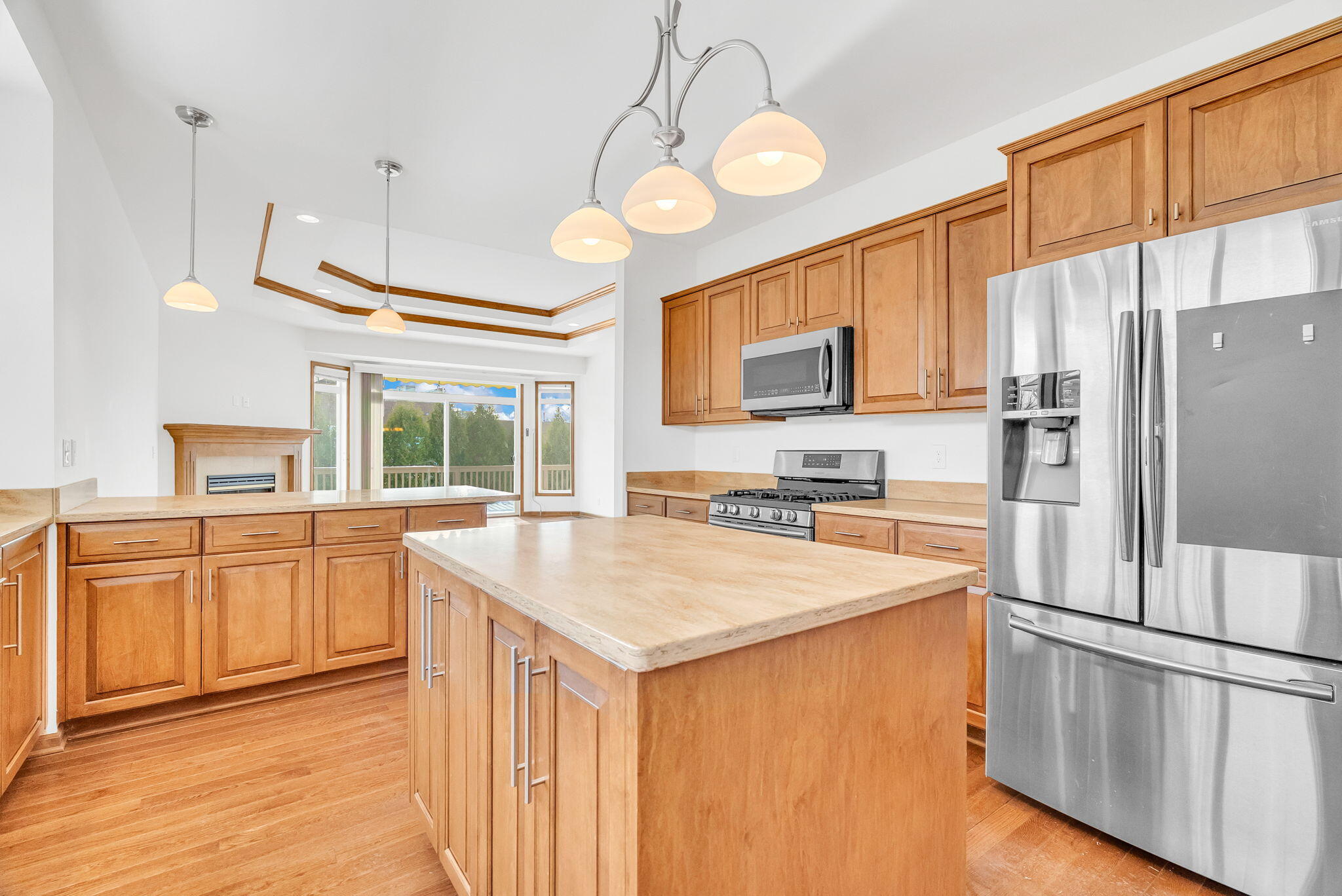 3806 Partagas Drive, Unit 48 Sterling Heights, MI 48310 - Photo 11 of 28 Kitchen3