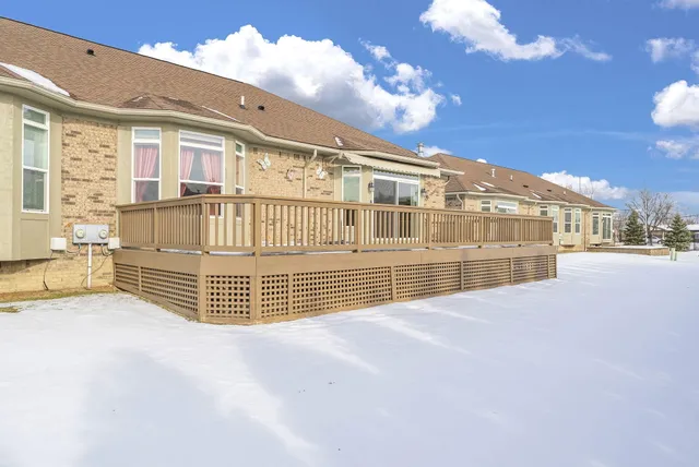 $389,900 | 3806 Partagas Drive, Unit 48, Sterling Heights, MI 48310