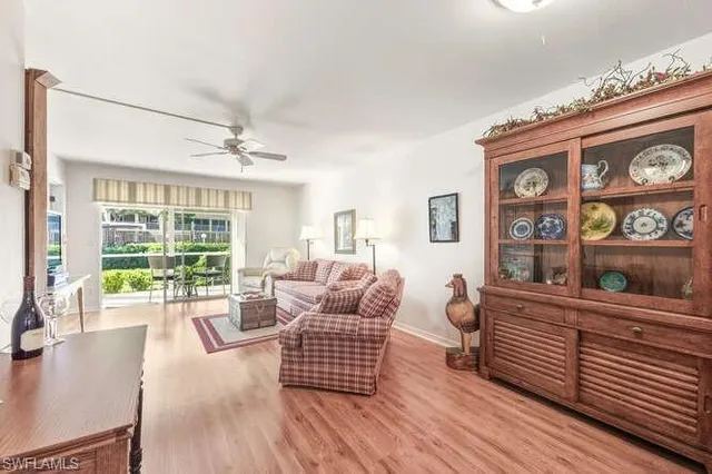 $220,000 | 2596 Kings Lake Boulevard, Unit 5103, Naples, FL 34112
