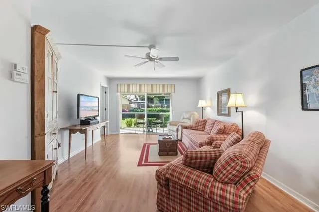 $220,000 | 2596 Kings Lake Boulevard, Unit 5103, Naples, FL 34112