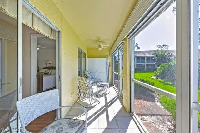 $220,000 | 2596 Kings Lake Boulevard, Unit 5103, Naples, FL 34112