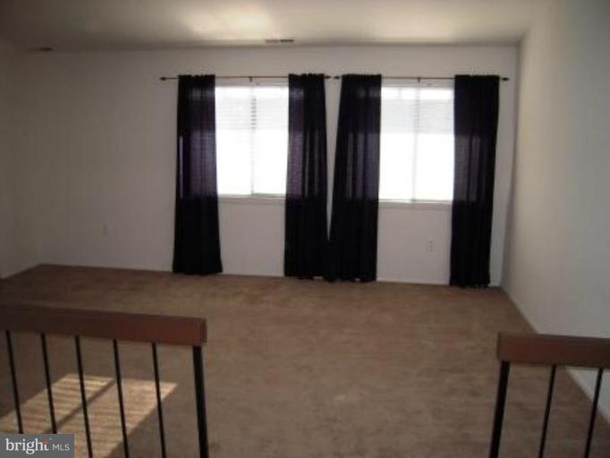 6905 Spelman Drive Springfield, VA 22153 - Photo 14 of 27 Living Room