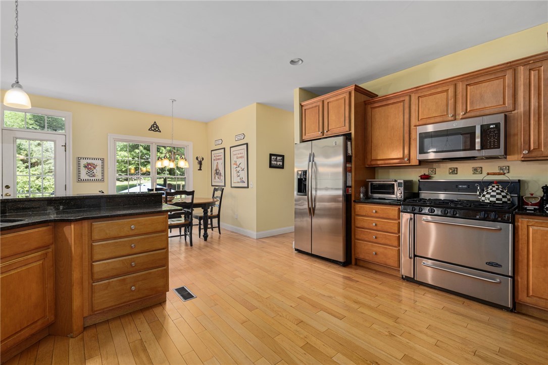 220 Moosehorn Road East Greenwich, RI 02818 - Photo 16 of 50 Kitchen
