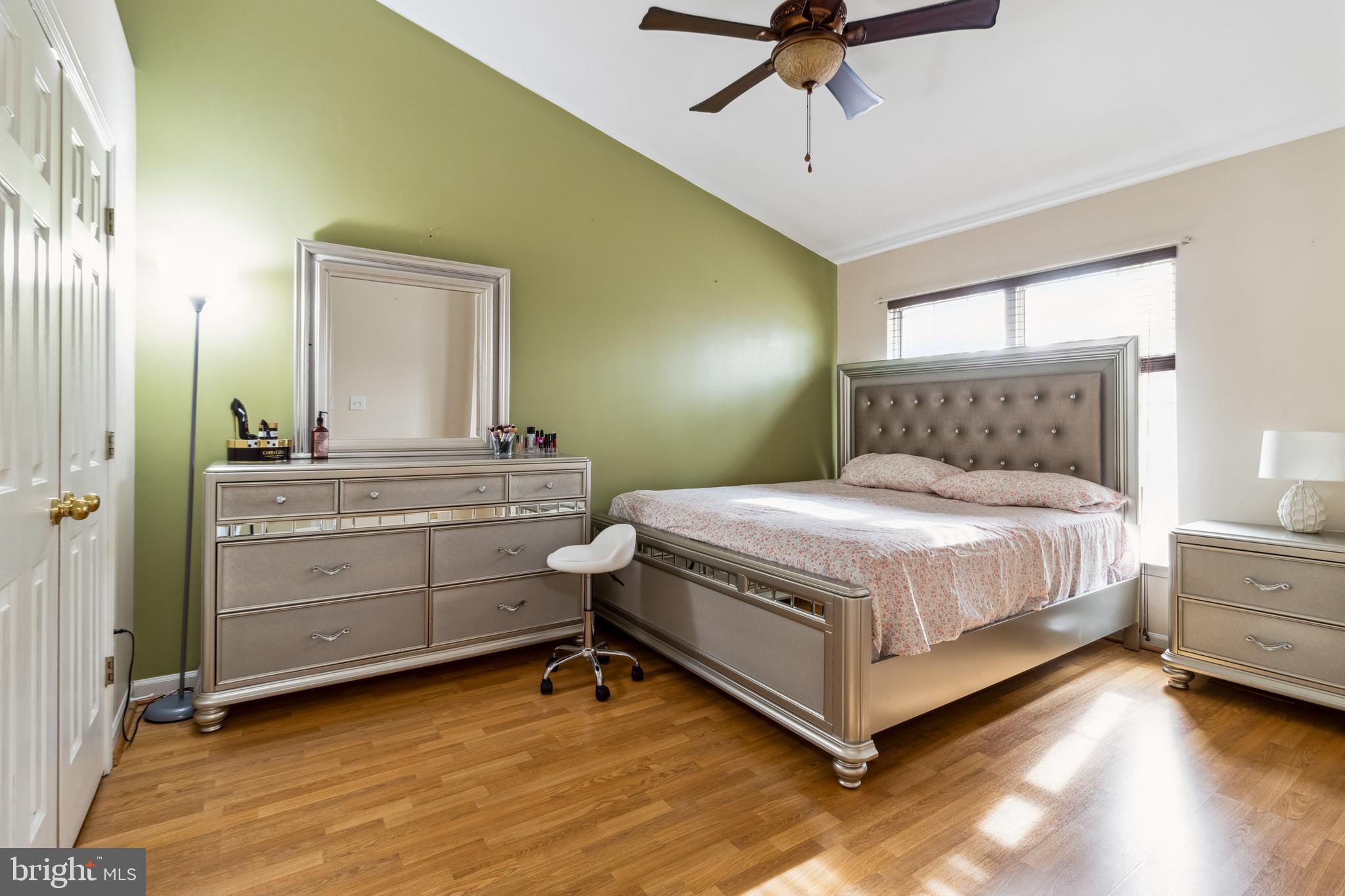 5209 Red Hill Way Rosedale, MD 21237 - Photo 21 of 36 Primary bedroom with vaulted ceiling