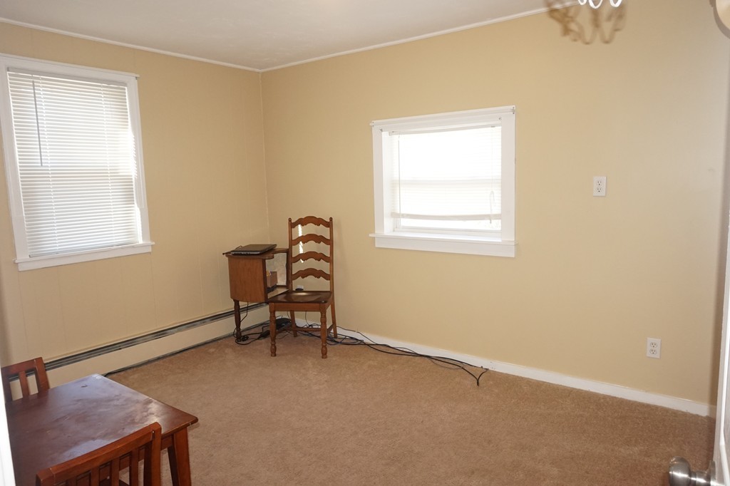 9 Old Worcester Road Oxford, MA 01540 - Photo 10 of 15 Gallery Image 10