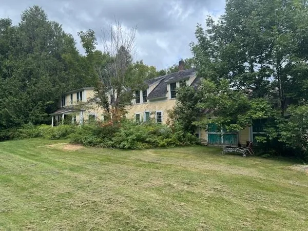 $795,000 | 190 Upper Edsall Road, Greensboro, VT 05841