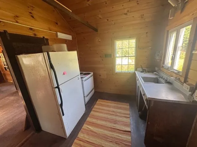 $795,000 | 190 Upper Edsall Road, Greensboro, VT 05841