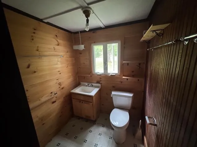 $795,000 | 190 Upper Edsall Road, Greensboro, VT 05841