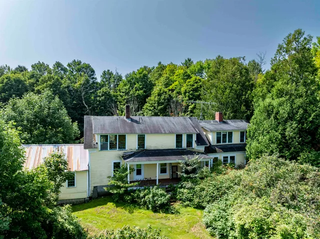 $795,000 | 190 Upper Edsall Road, Greensboro, VT 05841